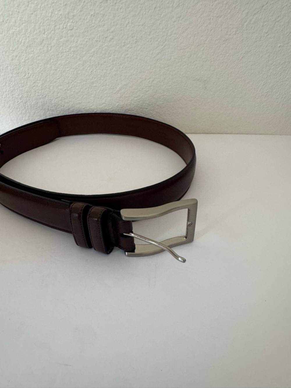 Classic Men's Dark Brown Genuine Leather Belt with Brushed Silver Buckle